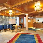 Hotel Garni Castel B&B