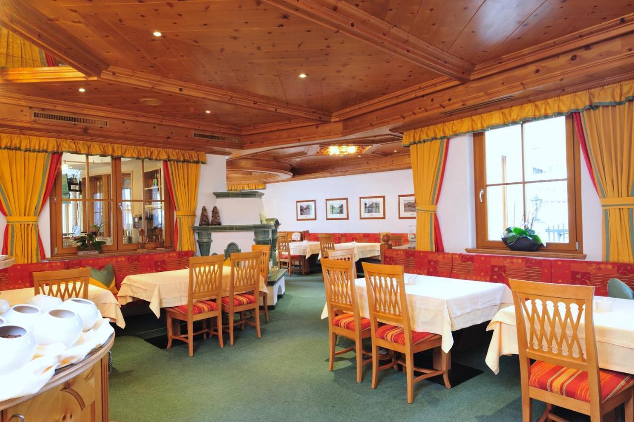 Garni Castel Hotel 4*